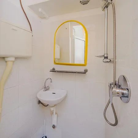 Apartment Silent Bay Historical By Interhome