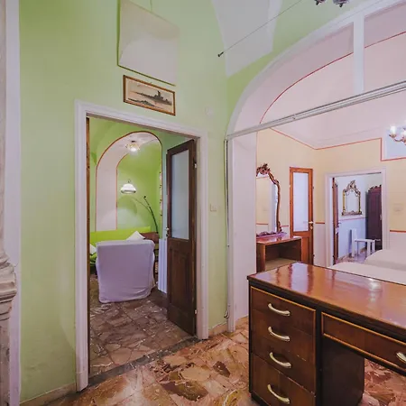 Silent Bay Historical By Interhome Appartement *